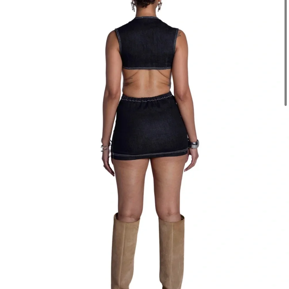 Dom Davis Hourglass Denim Dress - Picture 2 of 3